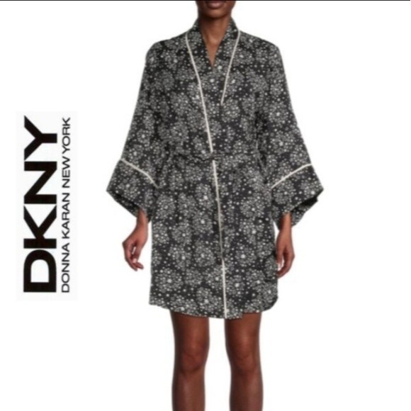 DKNY Star-Print Tie-Waist Robe sz small - Picture 1 of 12